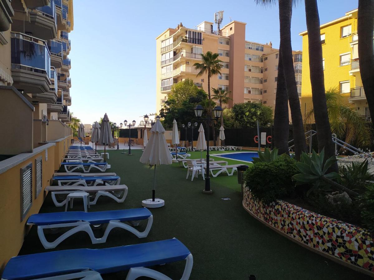 Fuengirola Apartamento Vacacional Mediterraneo Real Zewnętrze zdjęcie
