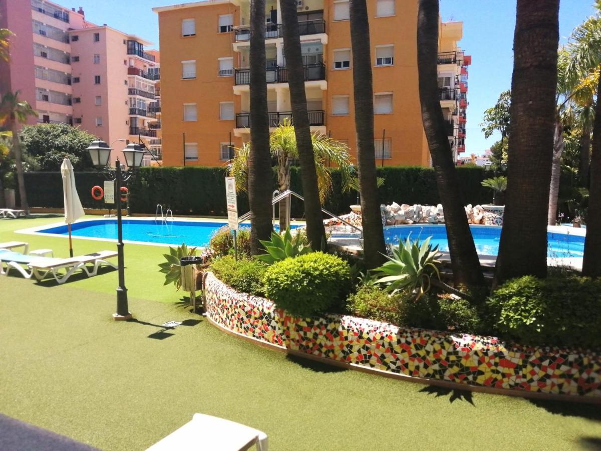 Fuengirola Apartamento Vacacional Mediterraneo Real Zewnętrze zdjęcie
